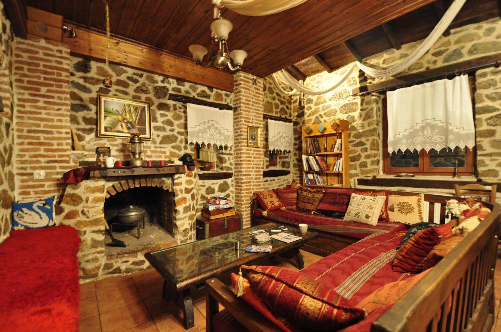 Iaspis Guesthouse Sidhirokhórion 외부 사진