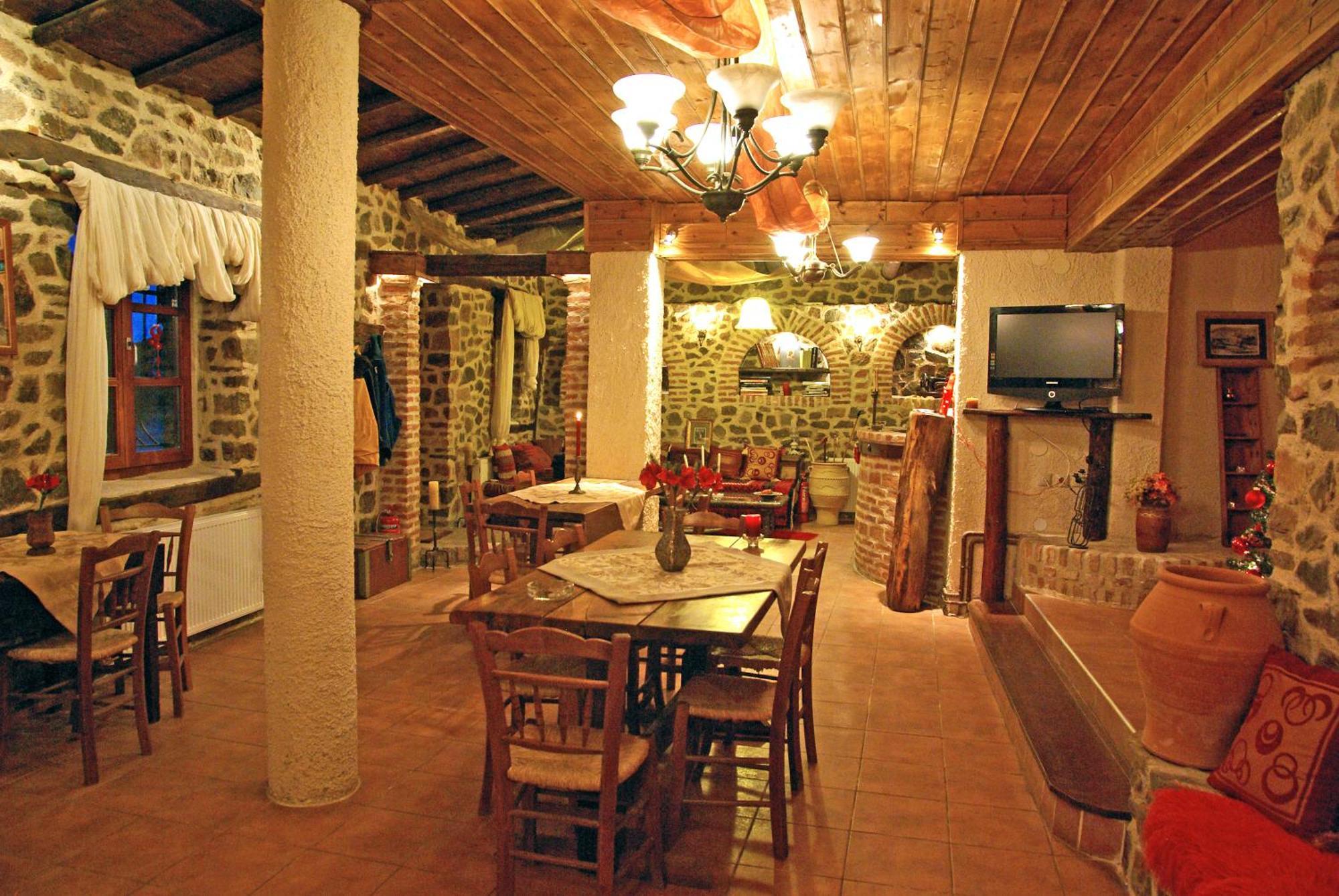 Iaspis Guesthouse Sidhirokhórion 외부 사진
