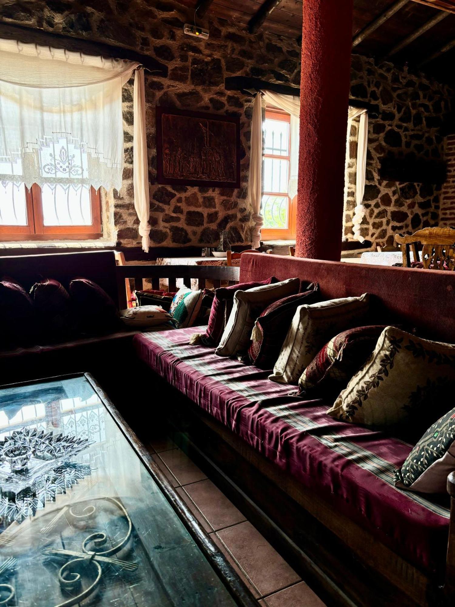 Iaspis Guesthouse Sidhirokhórion 외부 사진