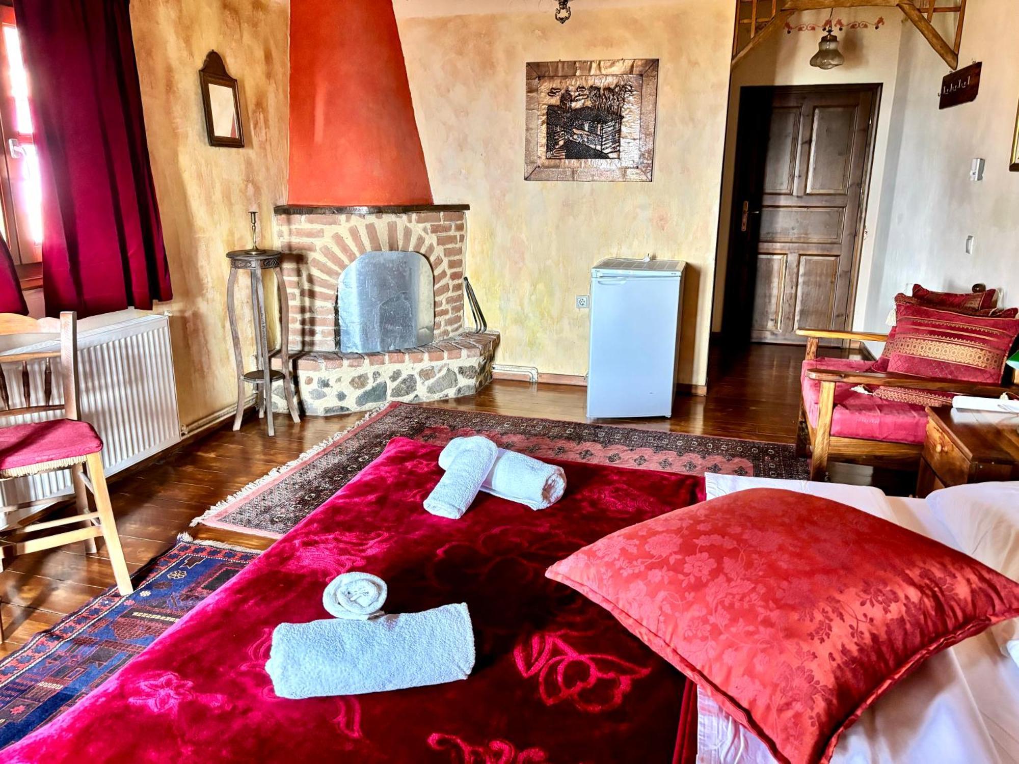 Iaspis Guesthouse Sidhirokhórion 외부 사진